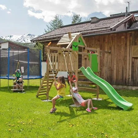 펜션 In The Laerchenwald House 니더타이