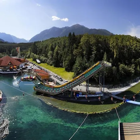 In The Laerchenwald House *