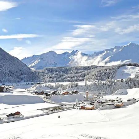 In The Laerchenwald House *